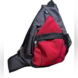 Vintage  SAMSONITE Teardrop Crossbody Sling Bag new!!